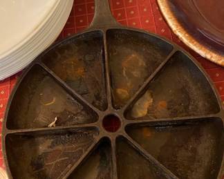 Cast iron Cornbread Skillet