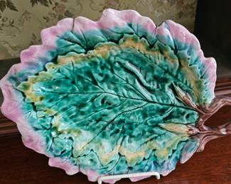 Minton Antique Majolica Begonia Leaf pattern 