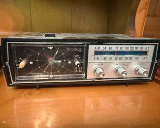 Vintage York alarm clock AM/FM radio