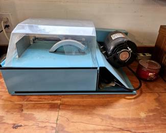 Tile saw