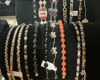 From 14k to 925, all tested genuine stones