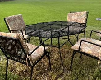 5pc set heavy wrought iron patio set