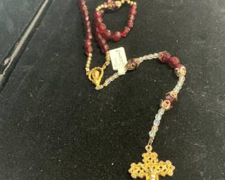 Garnet, Australian crystal go,d plated Rosary