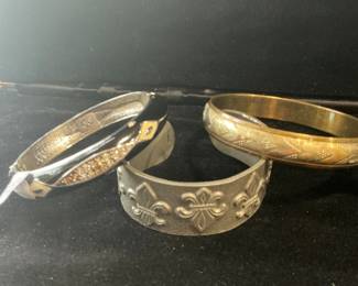 Art deco, bangles