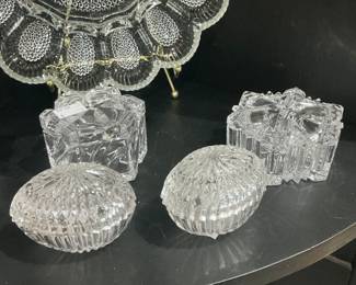 Egg trays to crystal eggs