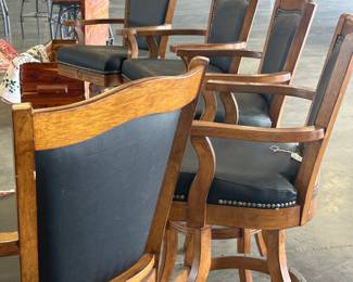 5 Bar Stools with Arms!