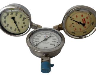 Variety of 10,00 Pressure Gages