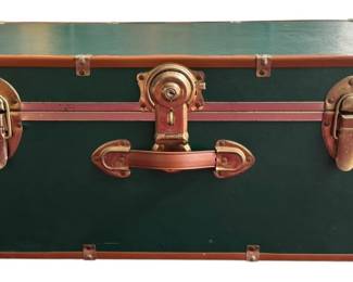 Green Steam Trunk with Key