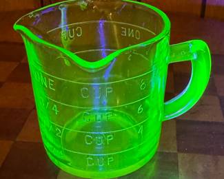 Vaseline / Uranium Glass Measuring Cup