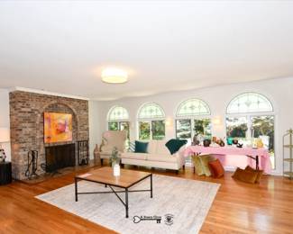 033Living Room