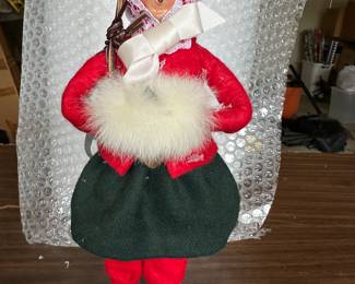 Christmas caroler