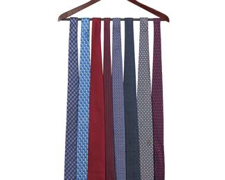 1307
Hermès, Ferragamo, Valentino: A group of designer silk neck ties
Late 20th/21st century
Each with brand label; four: Made in France; four: Made in Italy
Eight works comprising four Hermès ties, three Salvatore Ferragamo ties and one Valentino tie, all in silk in various woven and printed patterns and colors
8 pieces
Each: 59" - 55" L x 3.5" W approximately
Estimate: $300 - $500