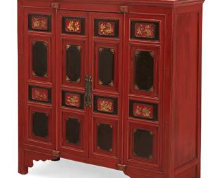 1141
A Chinese red and black lacquered cabinet
19th/20th century with later alterations
The two front cabinet doors with inset panels, some decorated with carved and gilt designs, opening to reveal two inner shelves
45.5" H x 43.5" W x 15" D
Estimate: $700 - $900