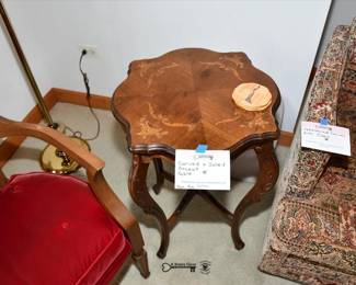 093Family Room