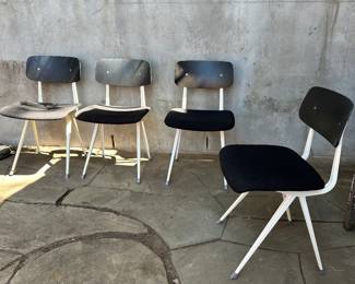 4 Hay chairs Design in reach