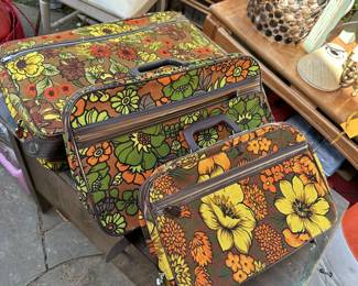 10 different vi tags mini suitcases. 60's and 70's style. Remember when you used to run away from home as a kid. This is the bag we packed!