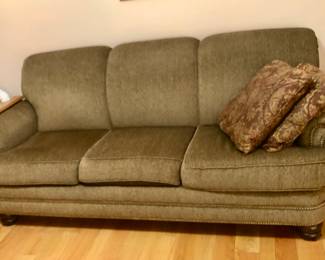 *PRE-SALE: The FLEX STEEL Bay Bridge Fabric Sofa is 84 inches long, 40 inches deep and 35 inches tall. It’s a dark camel textured color. $275
