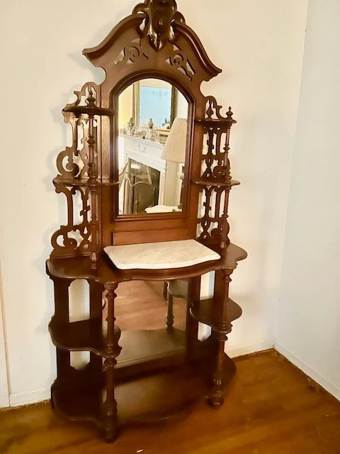 Etagere