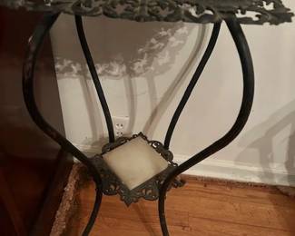 MarbleIronStand