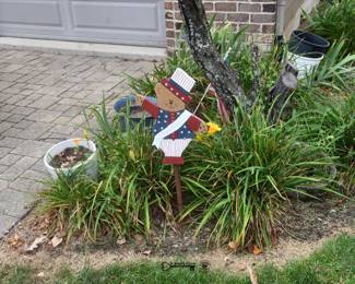 1066Front Yard
