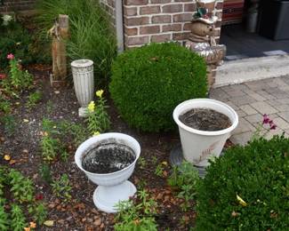 1050Front Yard
