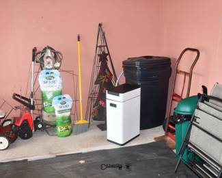0833Garage