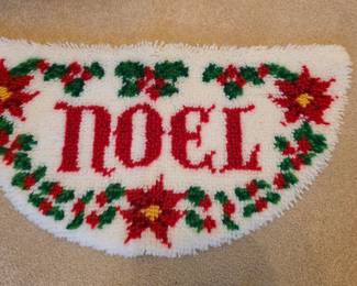 Vintage christmas rug