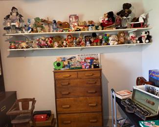 Plush toys, chest of drawers , baby furniture, clown