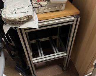 Medium height table on wheels