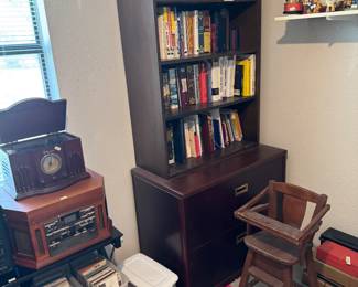 Several modern with vintage look radios, turntables, record players 