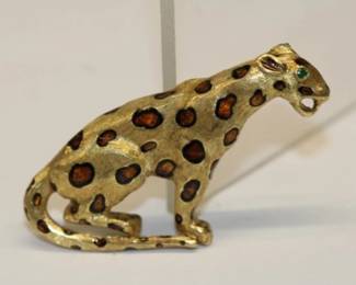 Lot # : 6 - 18 kt. yellow Gold Jaguar Brooch 18.5 Grams
