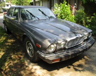 1986 Jaguar XJ6 (Clear Title) Barn Find Has Set In Garage For 10 Years Untouched