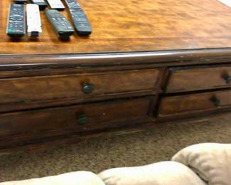 Coffee Table with Storage 