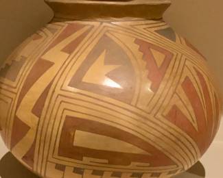 Mata Ortiz Pottery Vessel SanBE - Santos Ortiz Estrada and Berta Chacon