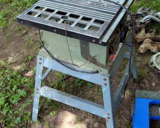 Delta 10" Bench Saw