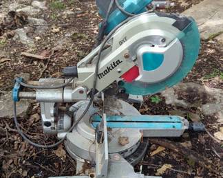 Makita 10" Compound Miter Saw