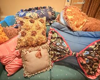 Assorted decorative pillows