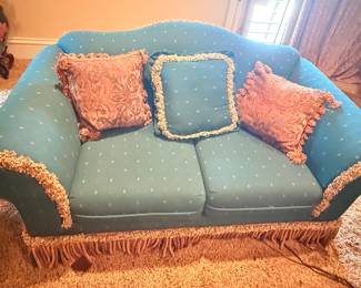 Bassett Tasseled Love Seat