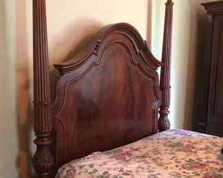 Havertys Carved Bed