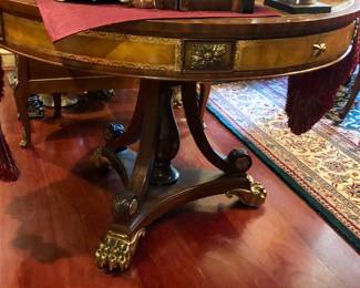 Thomasville Claw foot Burl Wood Round Table