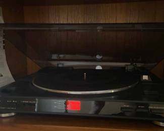 Pioneer Turntable