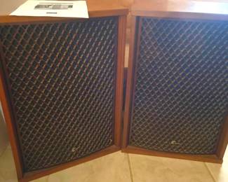 Sansui Speakers