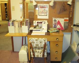 Sewing Machine / Table / Supplies