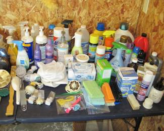 Cleaning / Bath Supplies