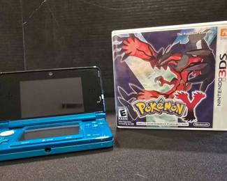 TA273Nintendo DS with game