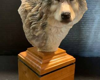 TA206Wolf Sculpture by Danny Edwards