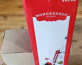 TA318Animated Climbing Santa
