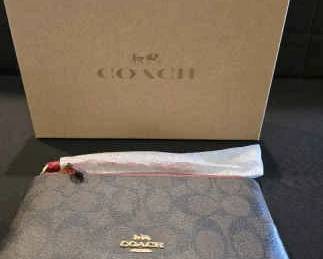 TA298Coach wallet