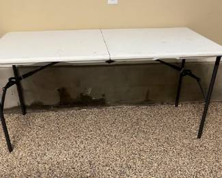Folding Table 