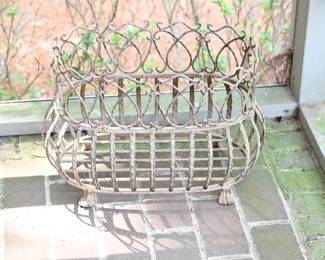 Metal Planter 